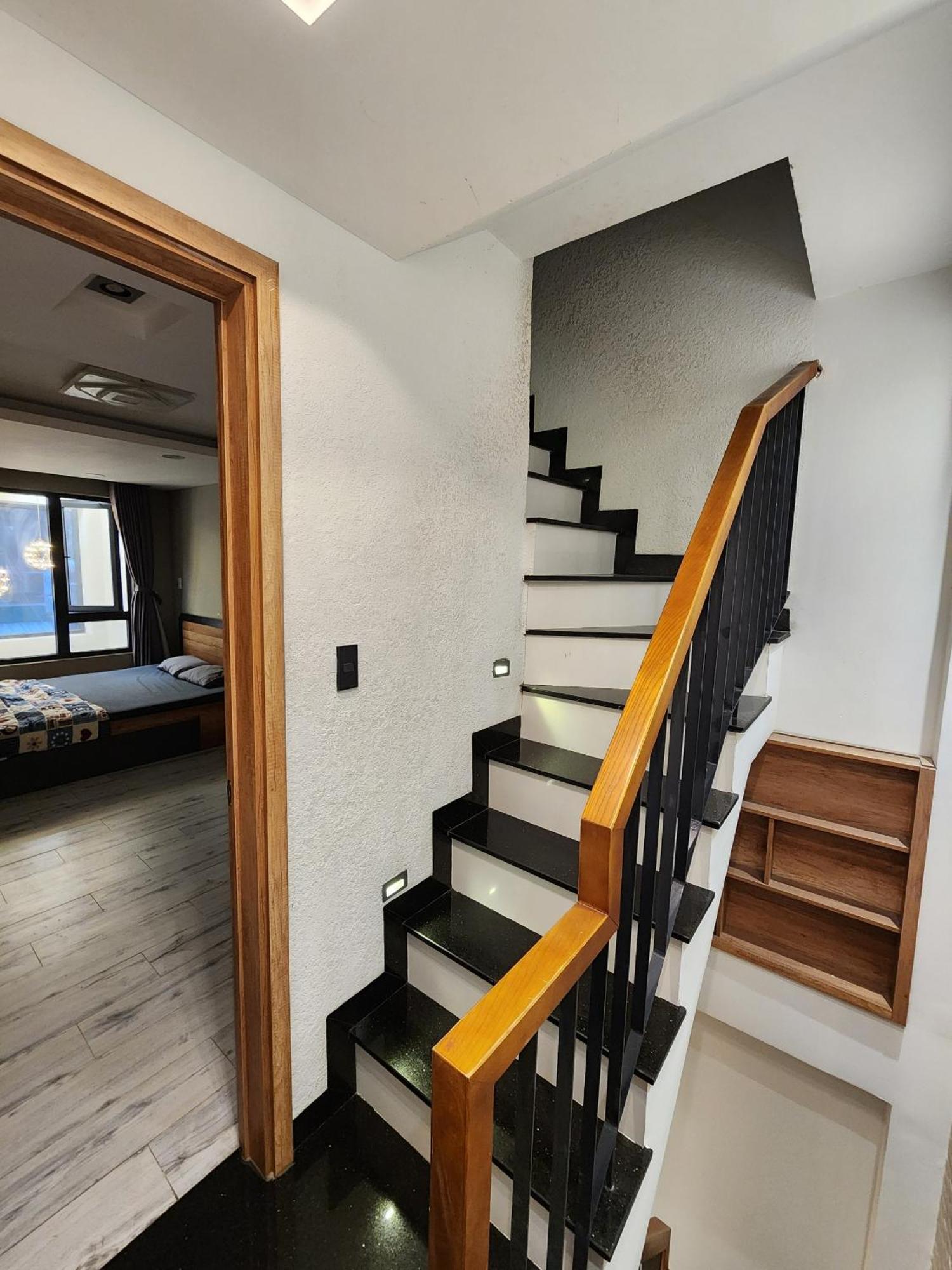 호치민 Cozy House Near Pink Church 빌라 외부 사진